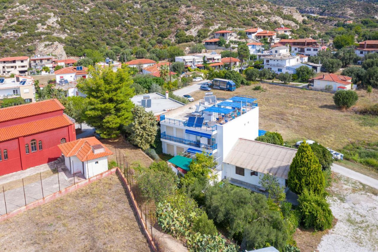 Toroni Alpha Studios Buitenkant foto